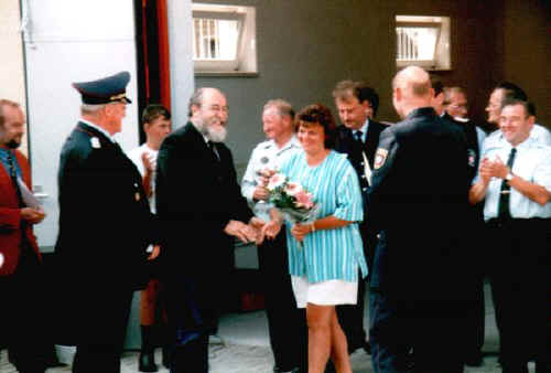 Übergabe Gerätehaus 1998